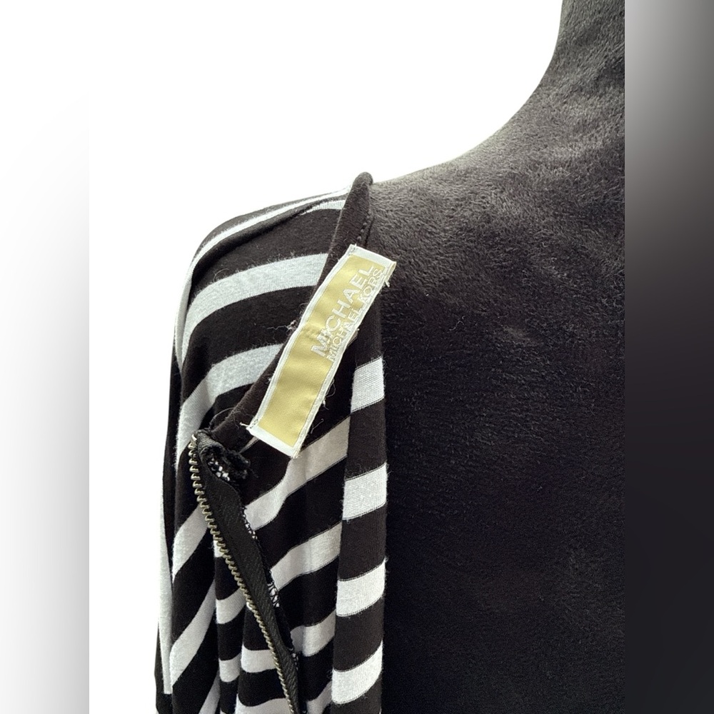 MICHAEL Michael Kors Black and White Striped Top size large - Picture 6 of 12